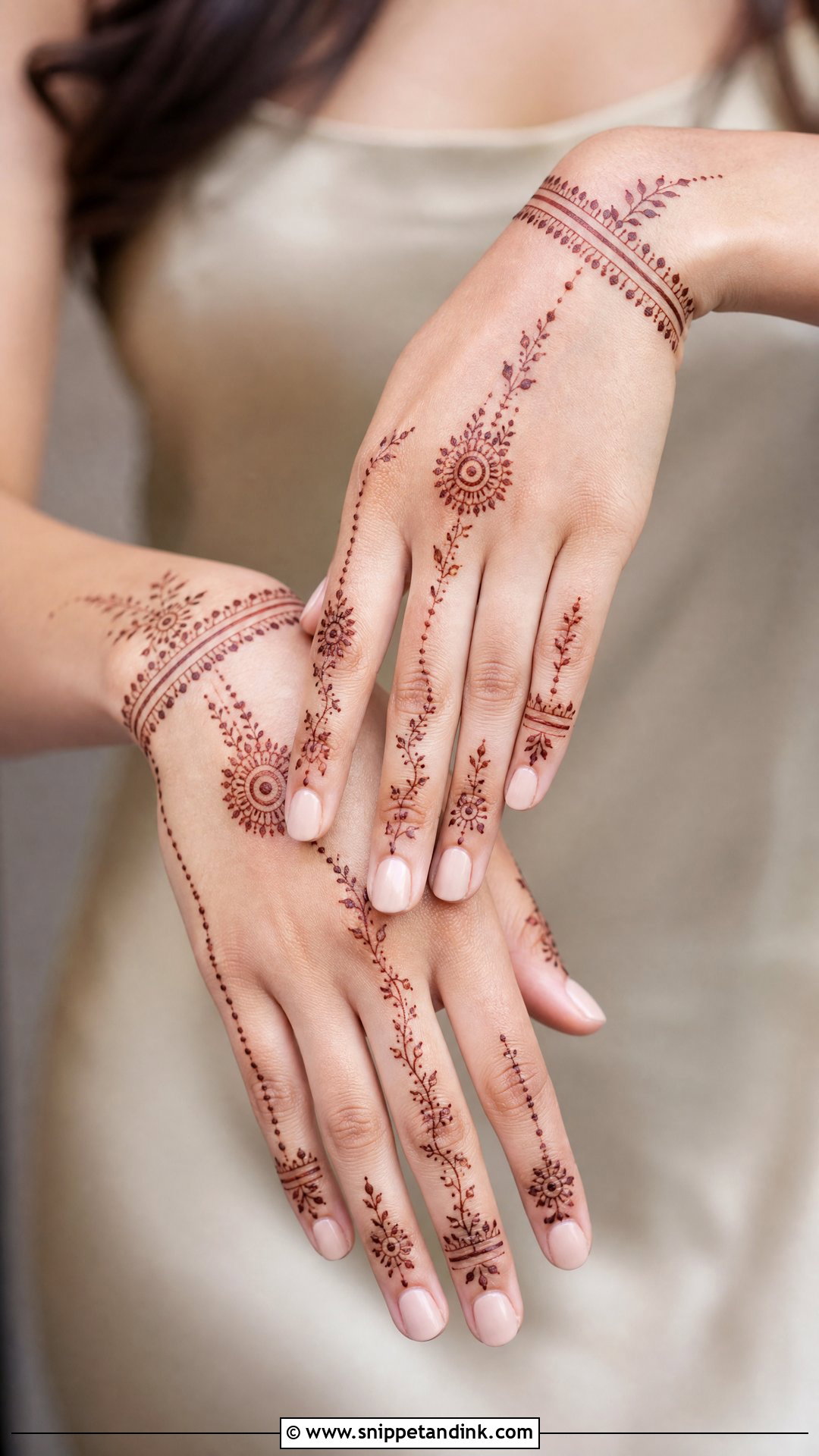 Veere Di Wedding Minimal Mehndi - Snippet and Ink - 25 Veere Di Wedding Mehndi Design Ideas