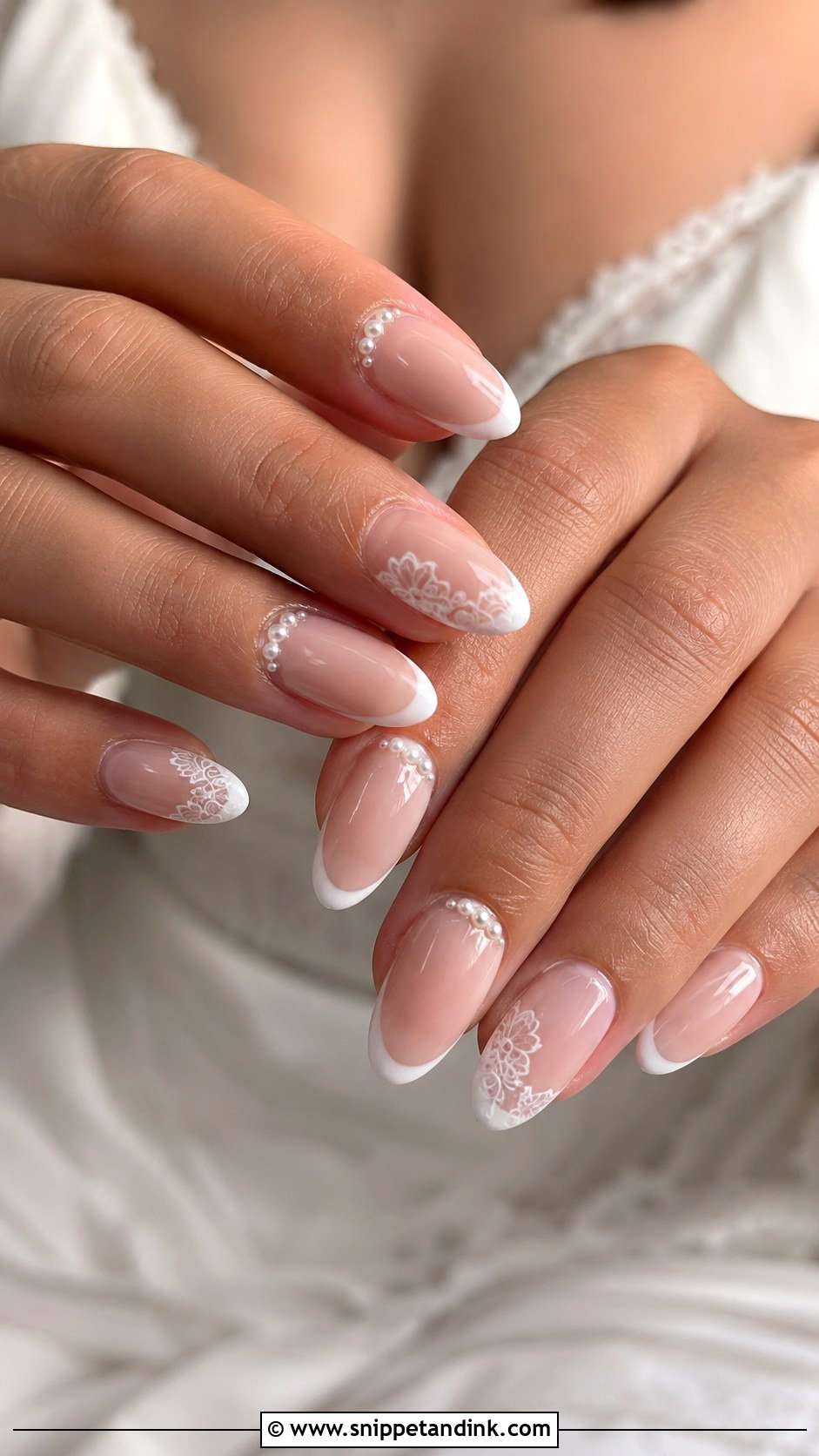 Vintage Almond Wedding Nails - Snippet and Ink - 20 Vintage Wedding Nails for Bride