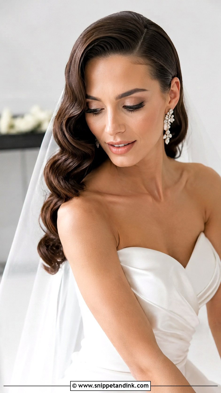 Vintage Hollywood Waves - Snippet and Ink - 25 Romantic Wedding Hair Ideas