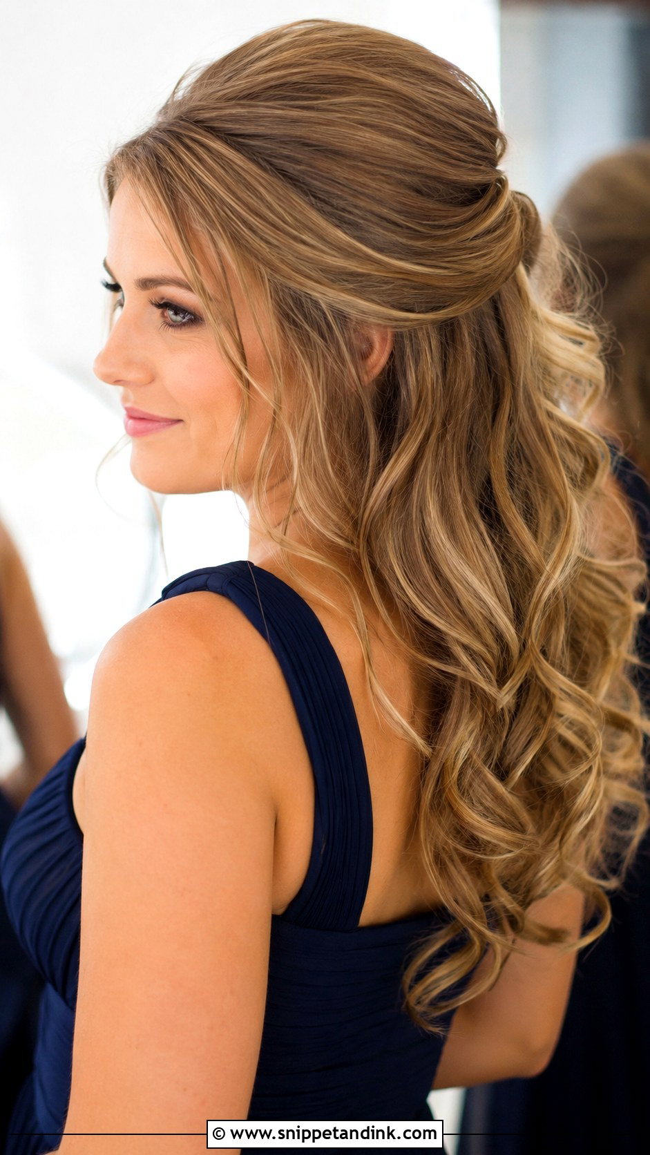 Voluminous Half Up Bridesmaid Hair - Snippet and Ink - 20 Bridesmaid Hairstyles Medium Length Half Up
