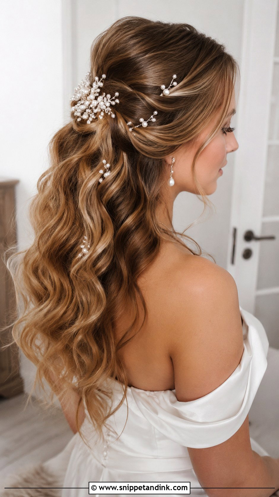 Wavy Hair With Pearl Accessories - Snippet and Ink - 20 Long Wavy Wedding Hair Ideas