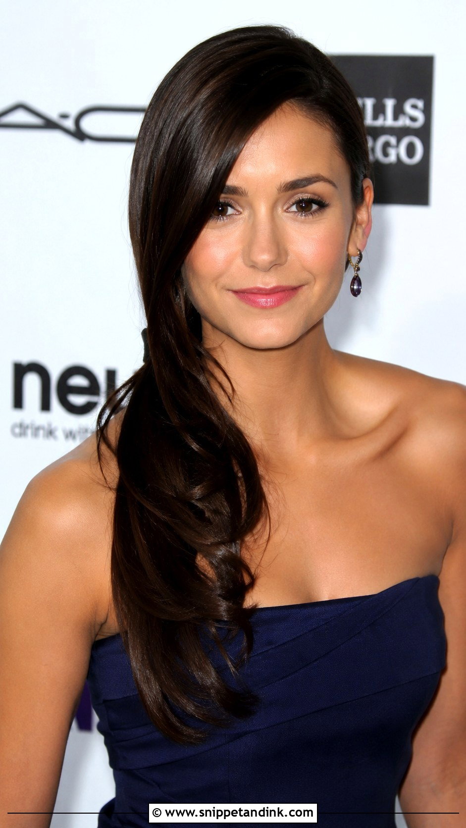 Wavy Hair With a Floral Hair Clip - Snippet and Ink - 25 Wedding Guest Hair Down Ideas