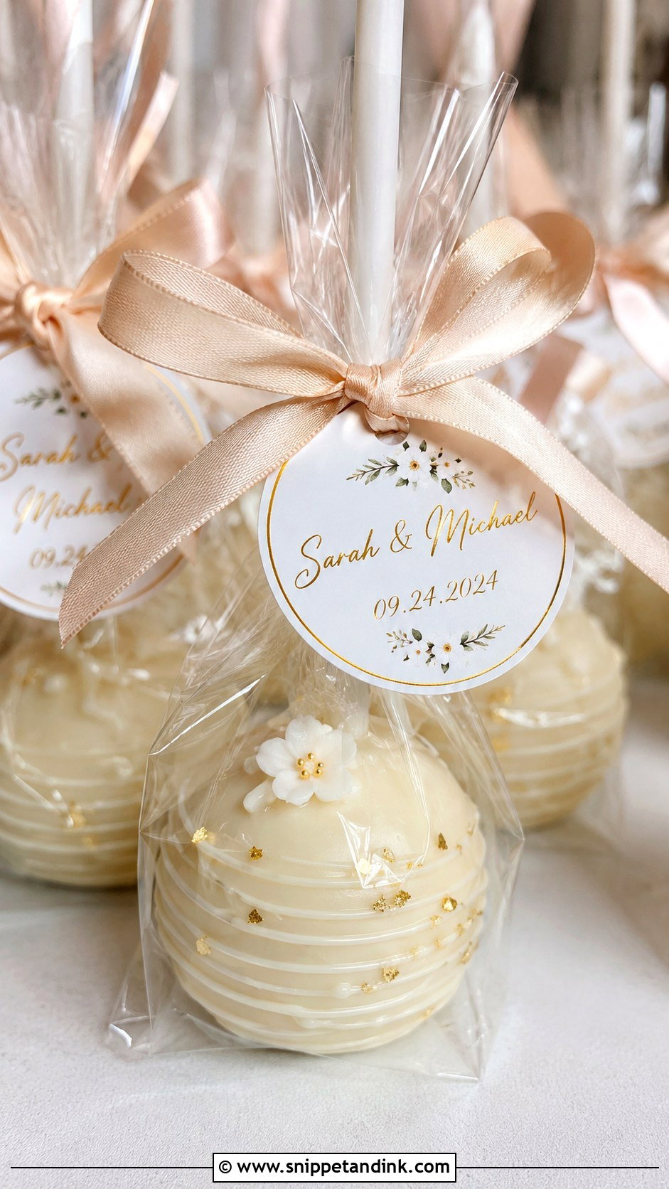Wedding Favor Cake Pops - Snippet and Ink - 30 Cake Pops Ideas for Wedding