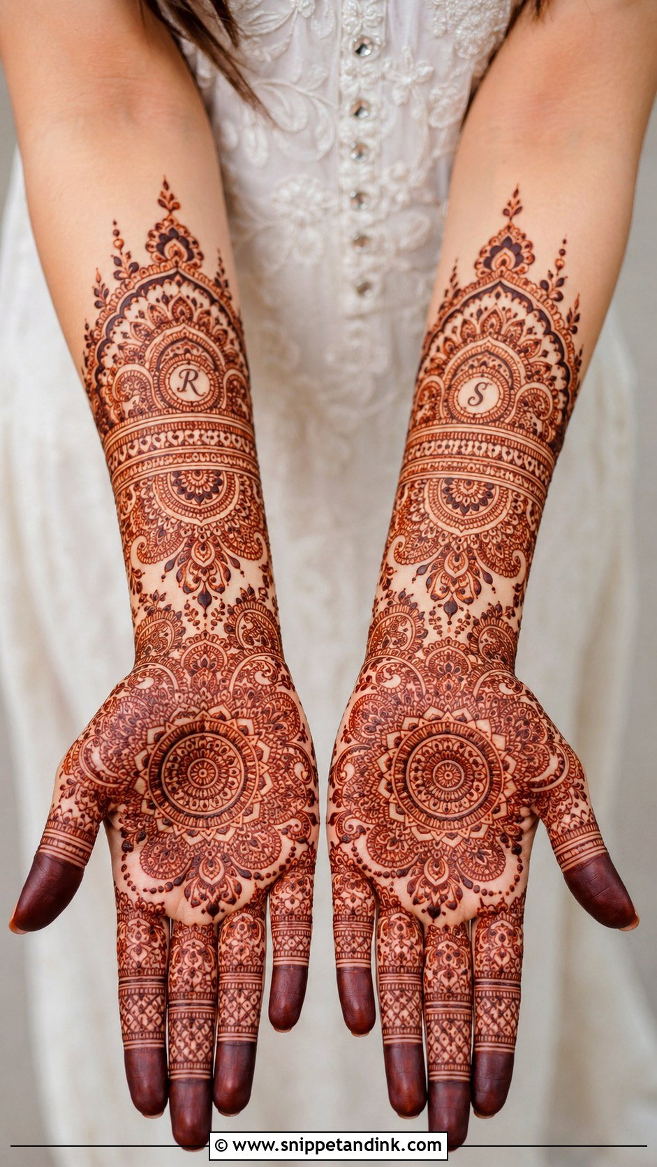 Wedding Guest Front Hand Mehndi Design - Snippet and Ink - 35 Simple Unique Front Hand Mehndi Designs