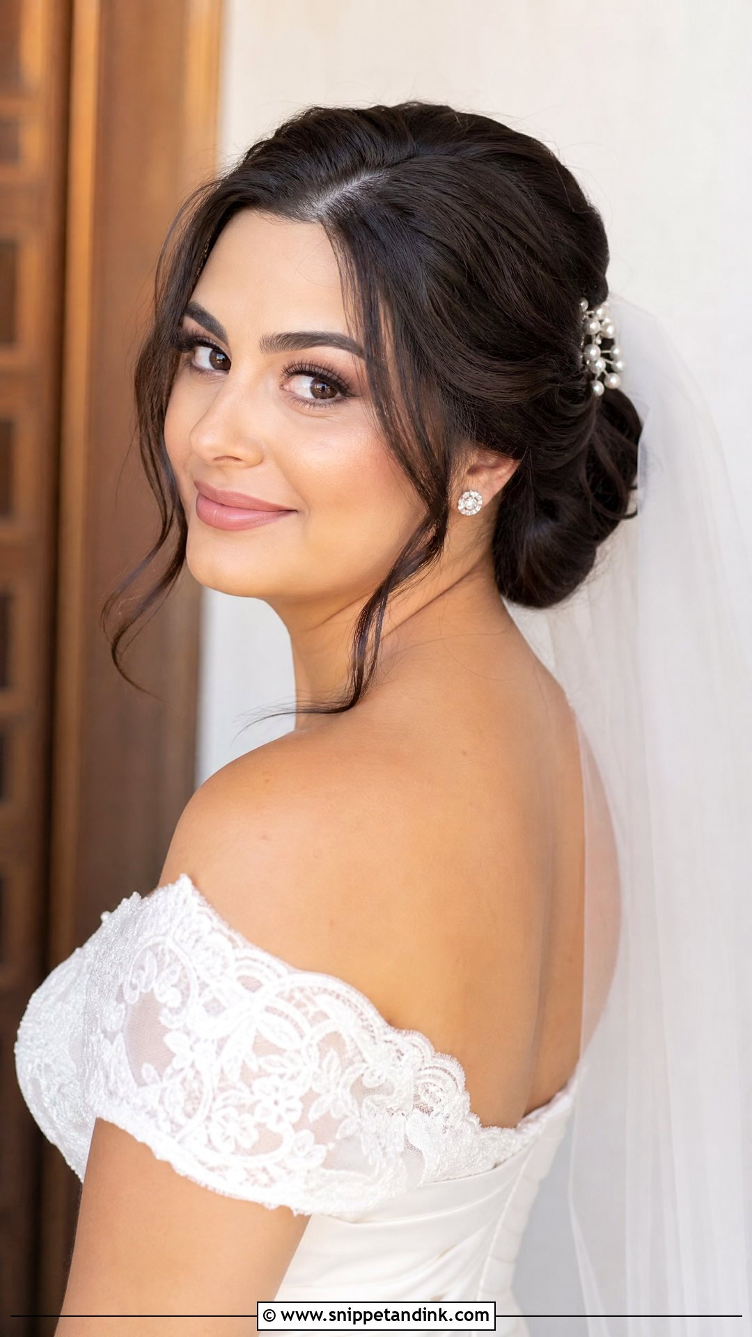 Wedding Veil Hairstyle For Round Face - Snippet and Ink - 20 Wedding Hairstyle for Rounded Face Ideas