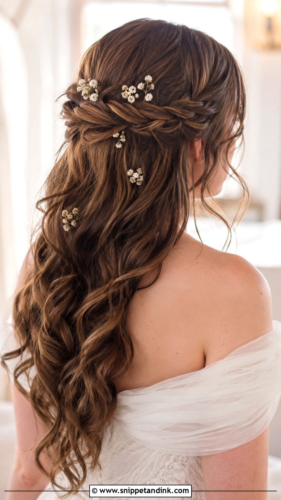 Western Wedding Half Up Half Down Hair - Snippet and Ink - 15 Western Hairstyles for Women for Wedding