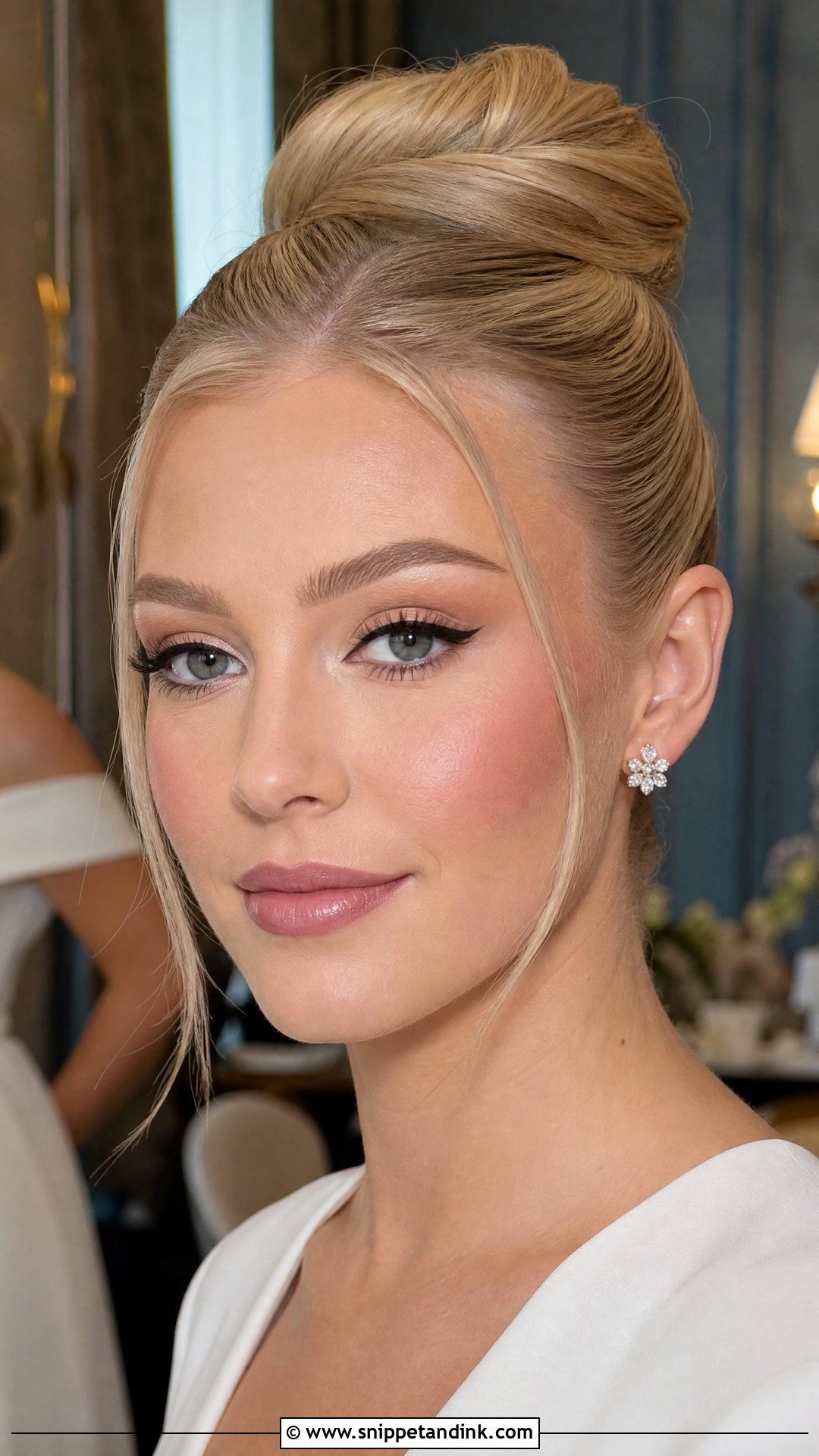 Winged Liner Bridal Makeup - Snippet and Ink - 20 Bridal Makeup Ideas Wedding Day