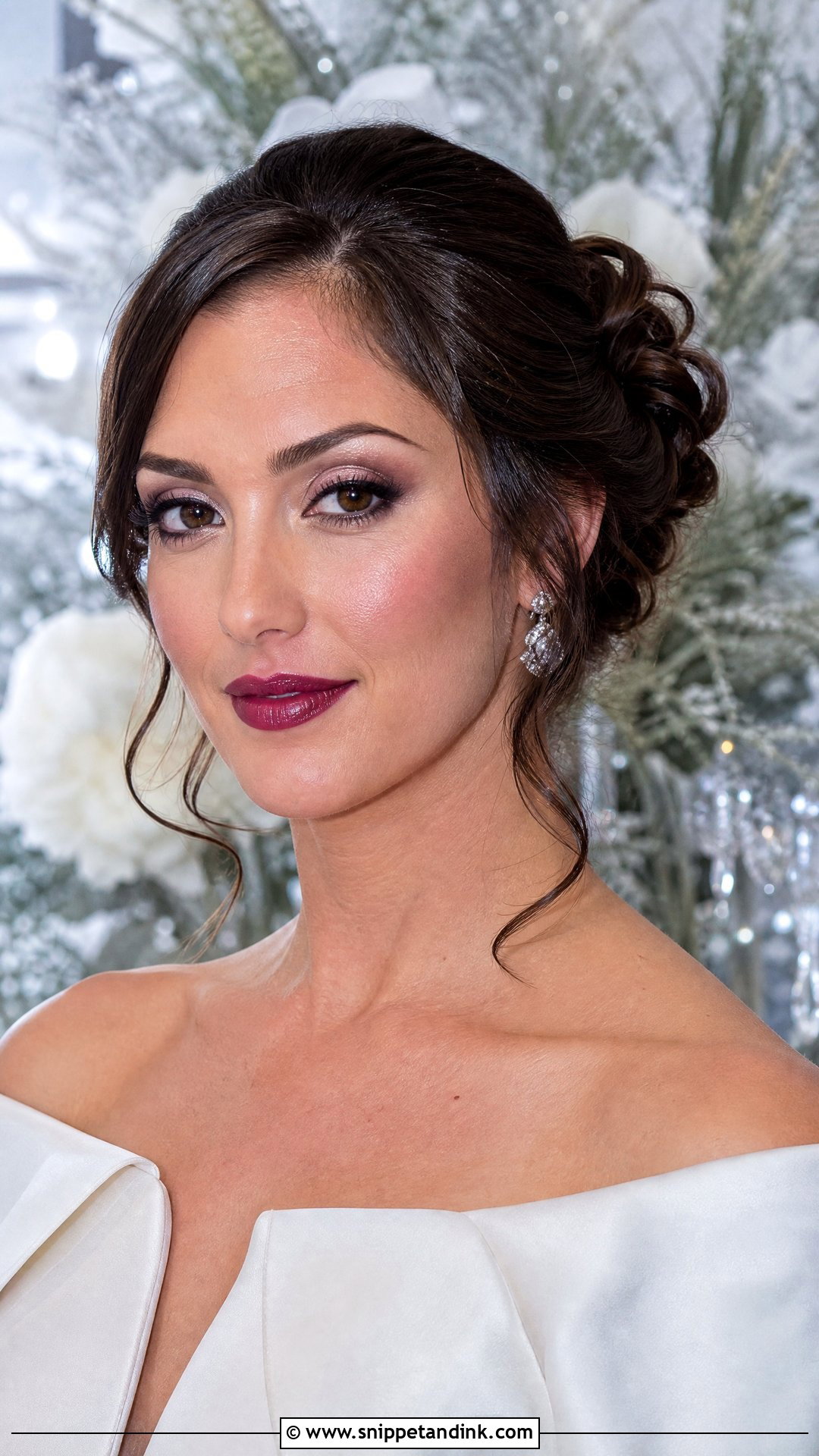 Winter Cool Toned Wedding Makeup - Snippet and Ink - 20 Cool Toned Wedding Makeup Ideas
