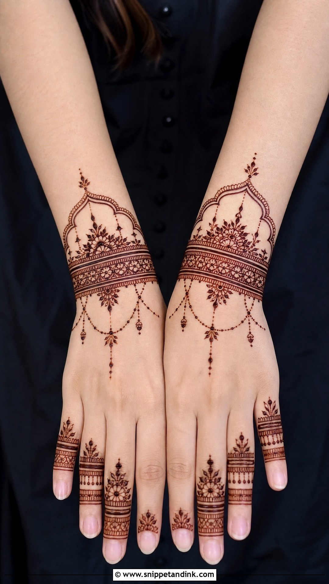 Wrist Mehrab Mehndi Design - Snippet and Ink - 30 Mehrab Mehndi Design Ideas