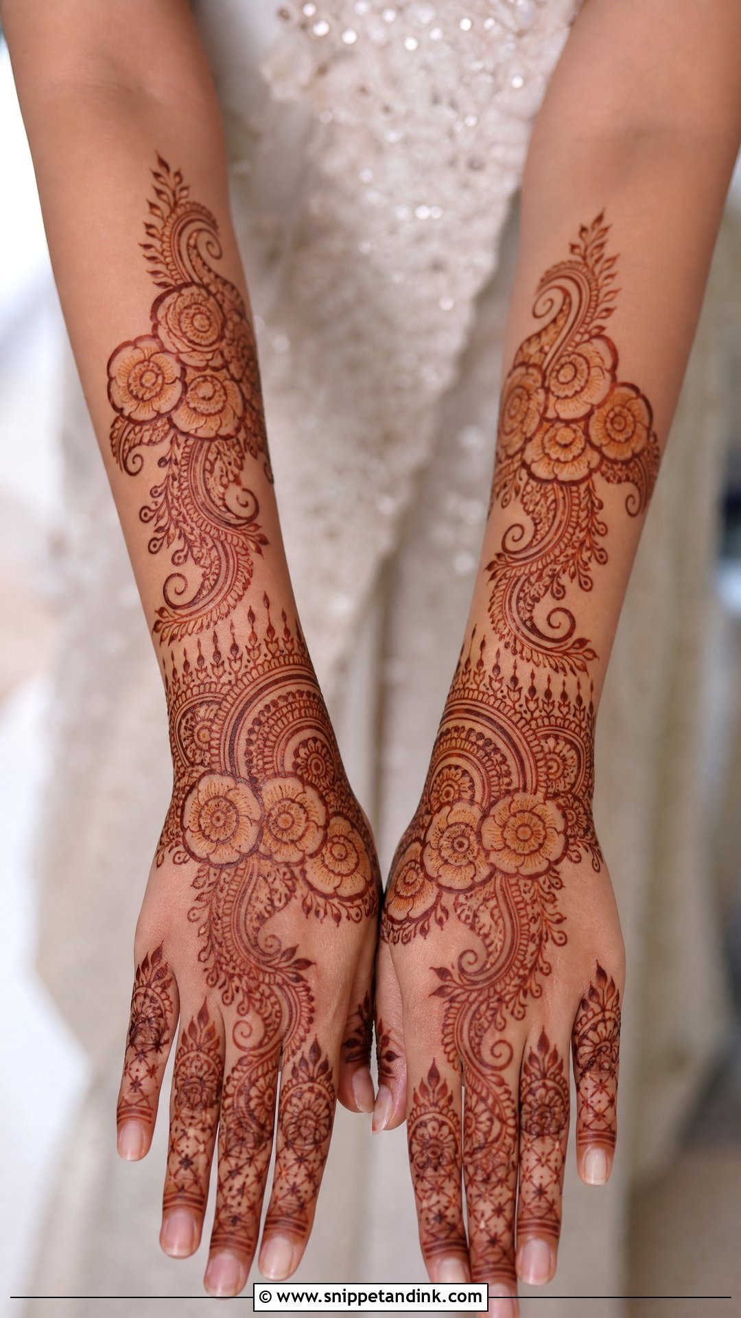 Wrist To Forearm Bridesmaid Mehndi Design - Snippet and Ink - 25 Mehendi Look for Bridesmaid Ideas