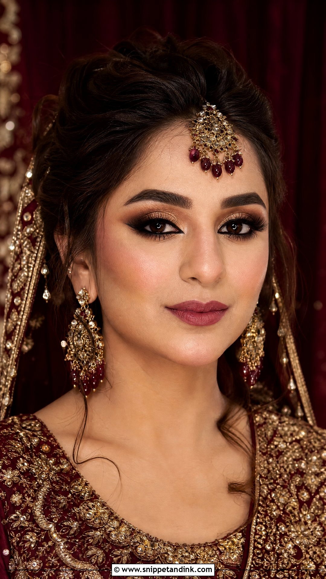 Yumna Zaidi Heavy Bridal Makeup - Snippet and Ink - 20 Yumna Zaidi Bridal Look Ideas