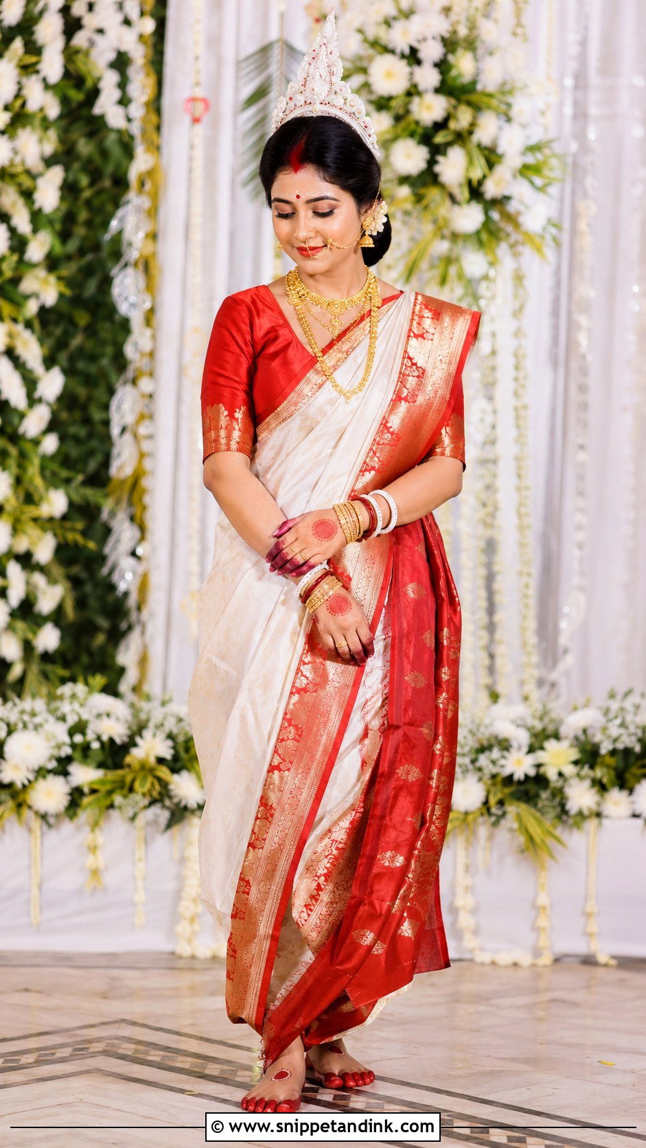 Bengali Bride Look With Alta - Snippet and Ink - 30 Bengali Bride Traditional Look Ideas