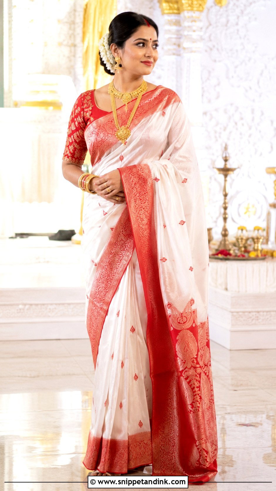 Bengali Saree - Snippet and Ink - 25 Traditional Indian Dresses for Wedding