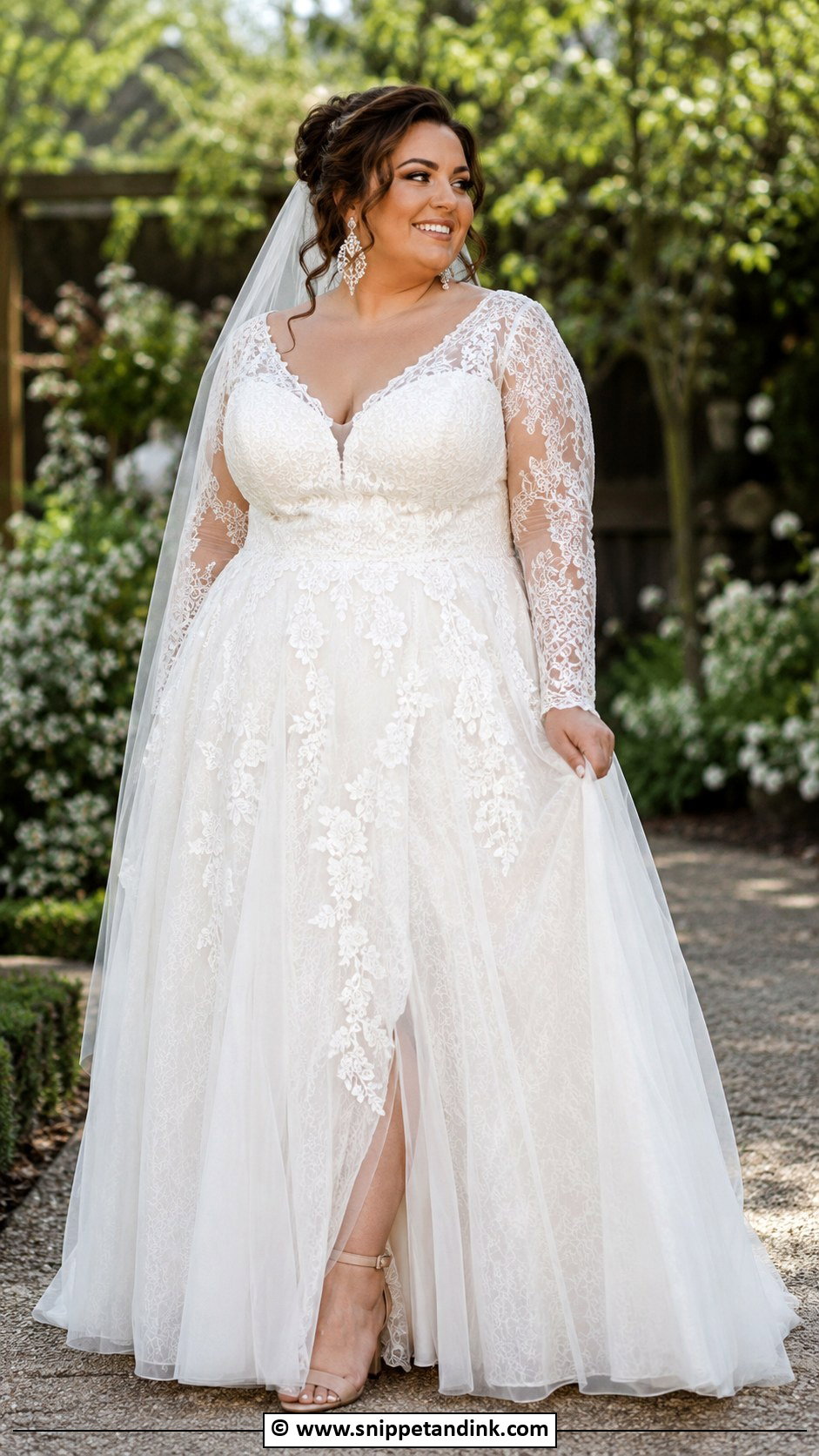 Bohemian Plus Size Wedding Dress - Snippet and Ink - 30 Bohemian Wedding Dress Ideas