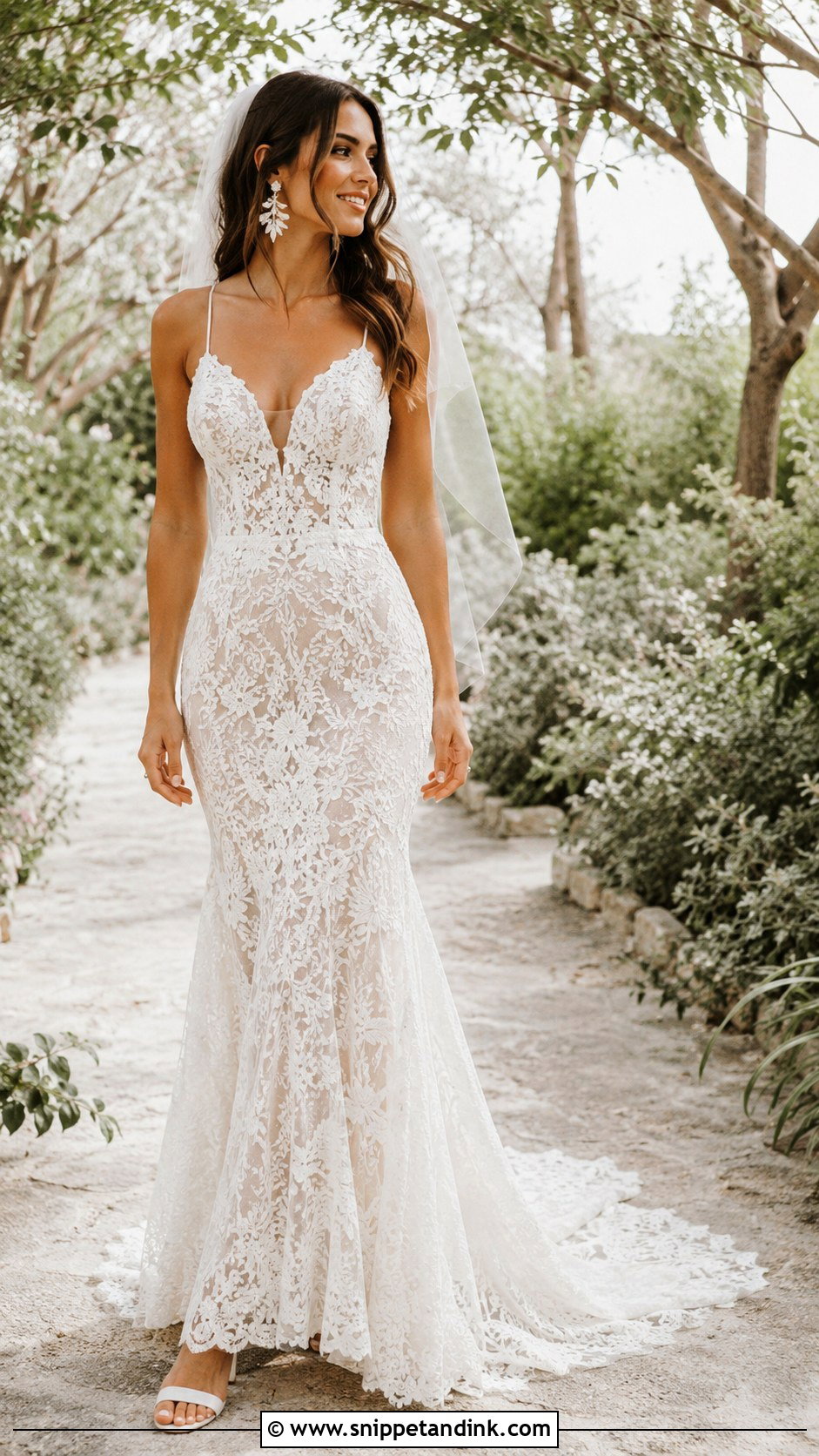 Boho Lace Trumpet Wedding Dress - Snippet and Ink - 20 Lace Trumpet Wedding Dress Ideas
