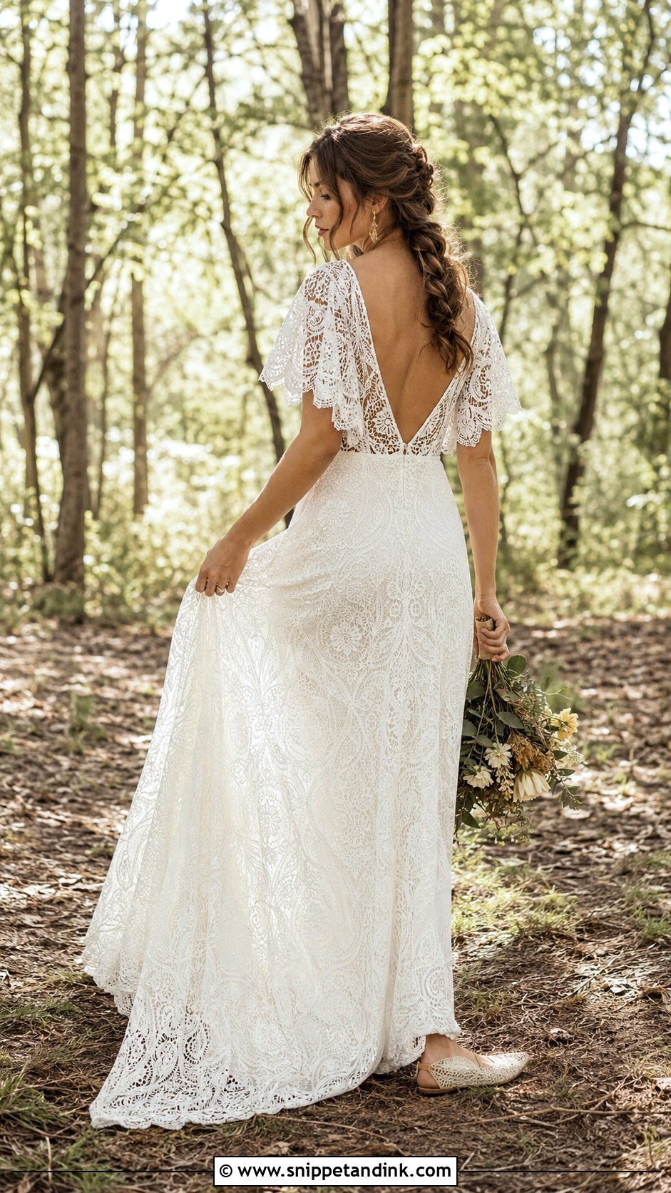 Boho Lace Wedding Dress - Snippet and Ink - 20 Lightweight Wedding Dress Ideas