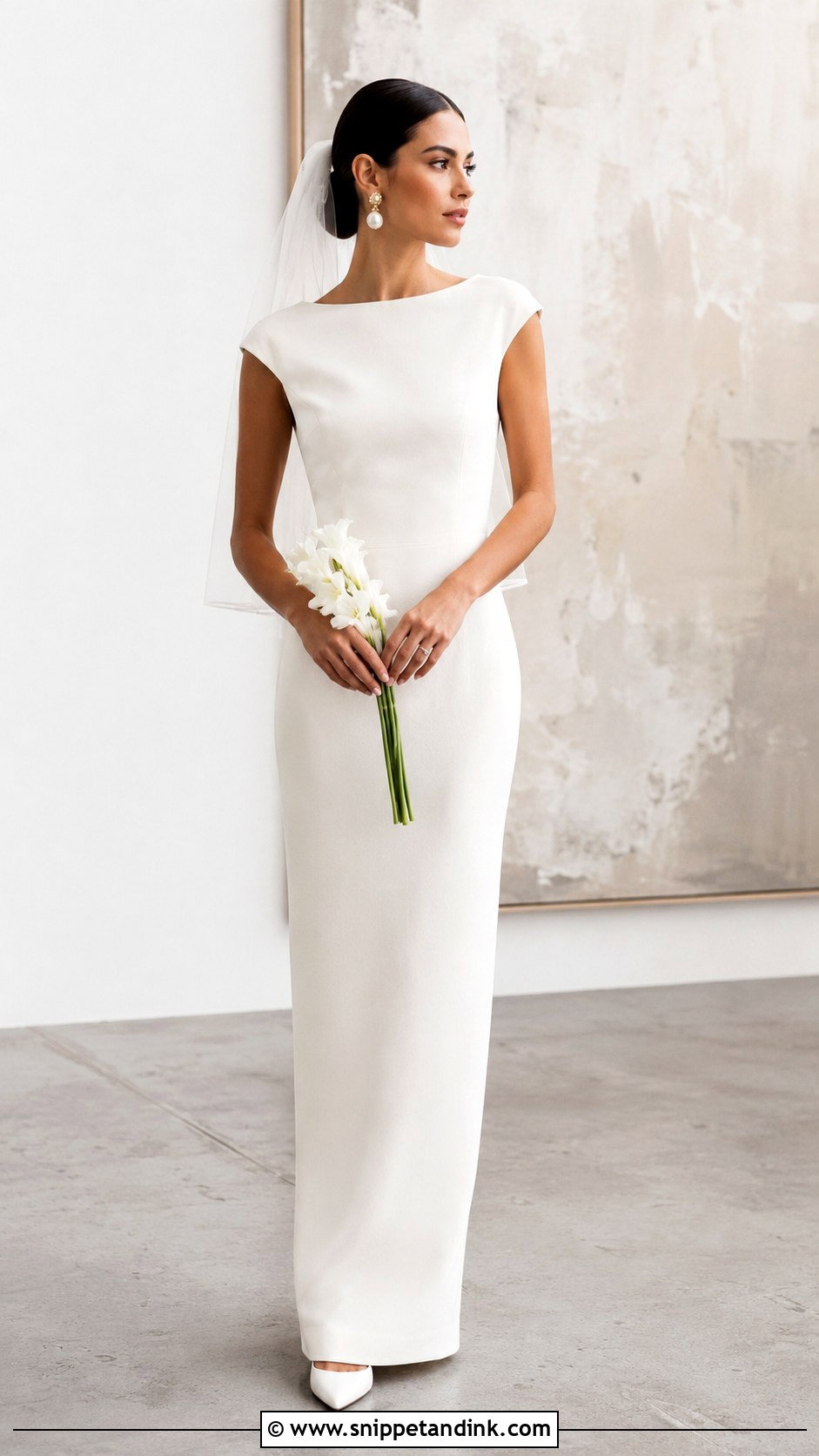 Carolina Herrera Minimalist Column Gown - Snippet and Ink - 20 Carolina Herrera Wedding Dress Ideas