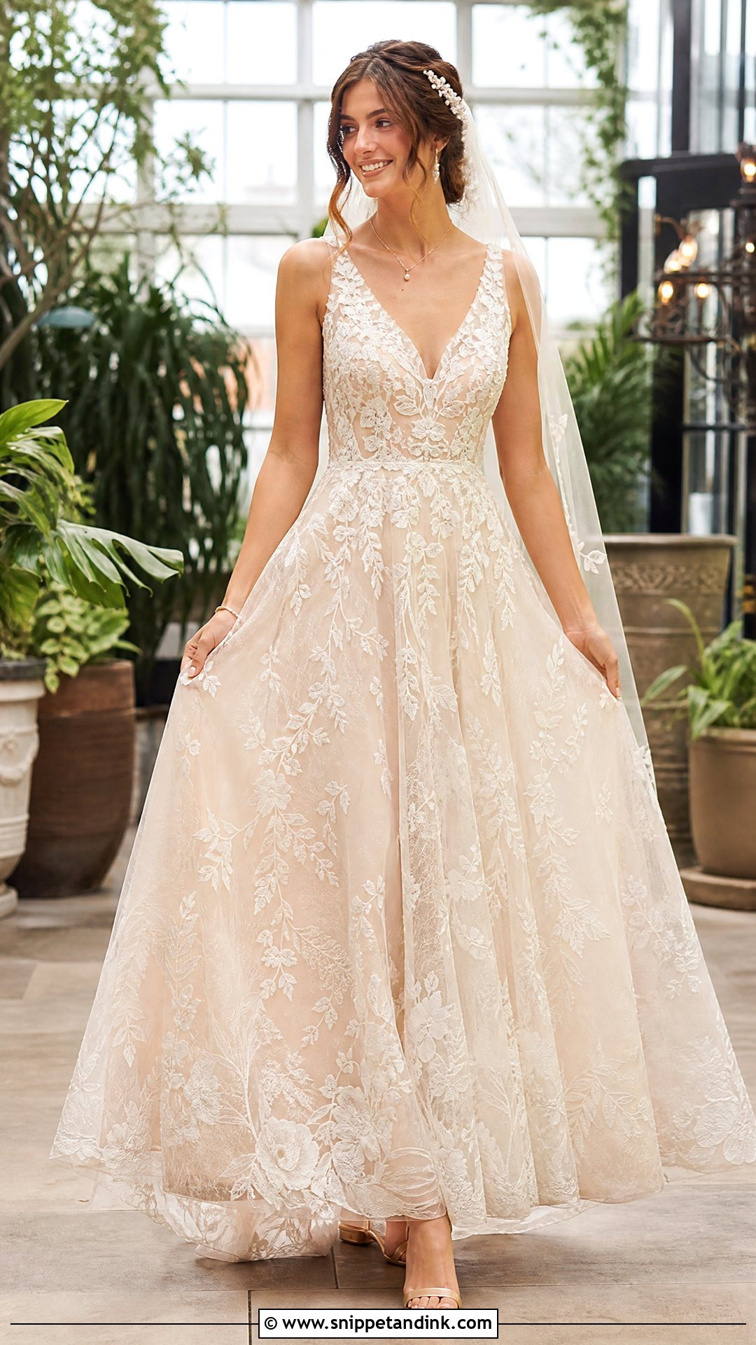 Champagne Lace Wedding Dress - Snippet and Ink - 20 Vintage Bohemian Wedding Dresses