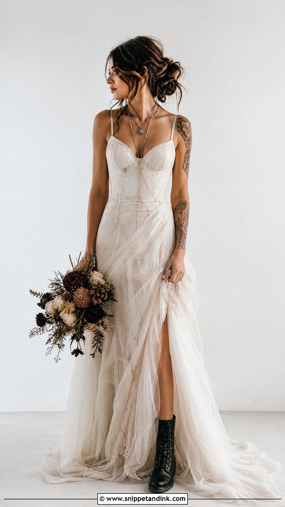 Corset Grunge Wedding Dress - Snippet and Ink - 25 Grunge Wedding Dress Ideas