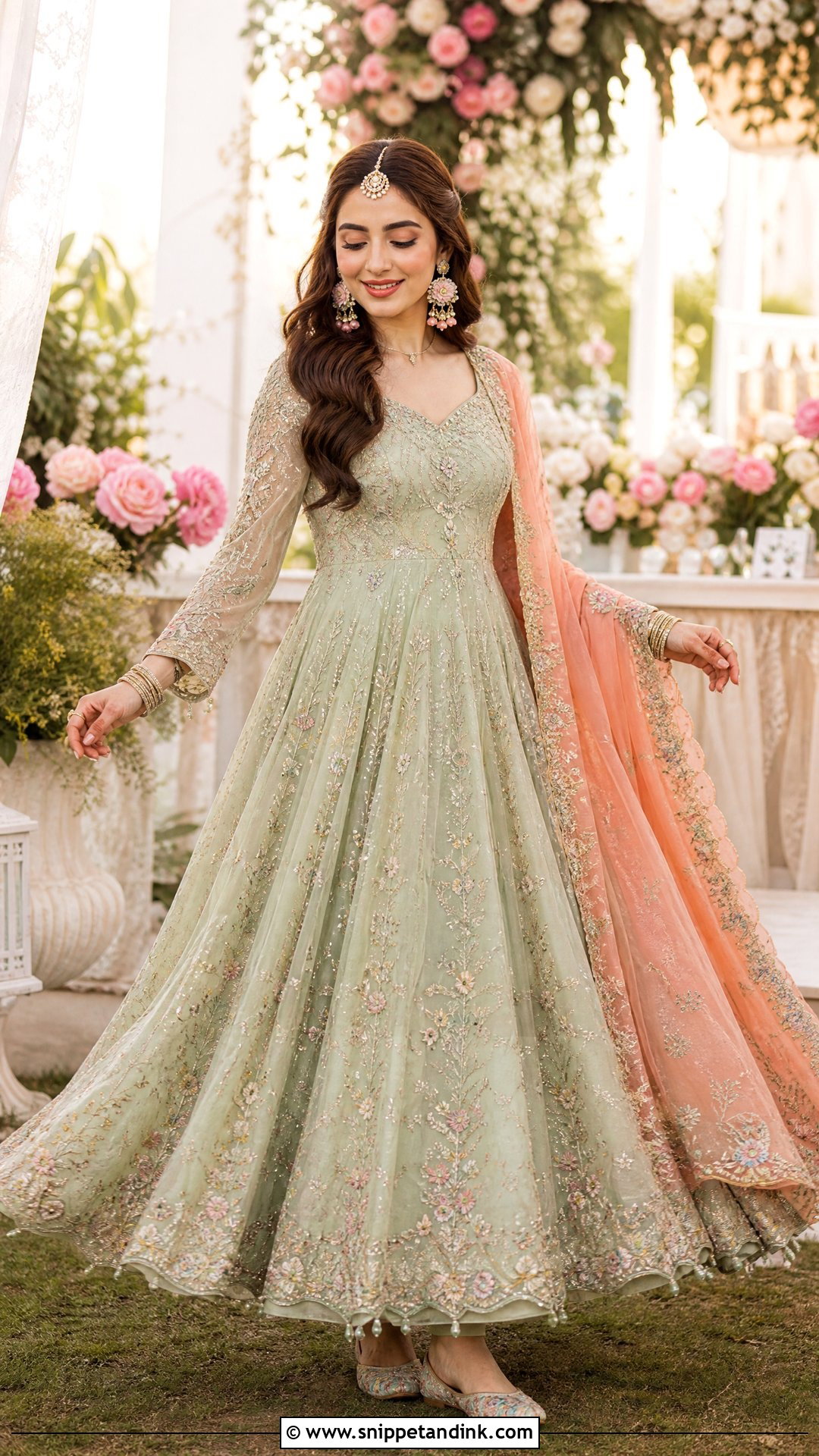 Floral Mehndi Bridal Pishwas - Snippet and Ink - 20 Pakistani Mehndi Bridal Wear Ideas