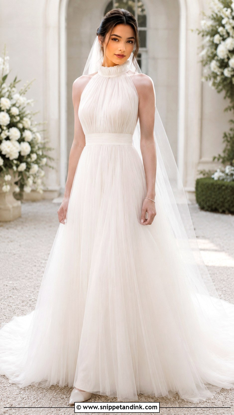 Hailee Steinfeld High Neck Wedding Dress - Snippet and Ink - 20 Hailee Steinfeld Wedding Dress Ideas