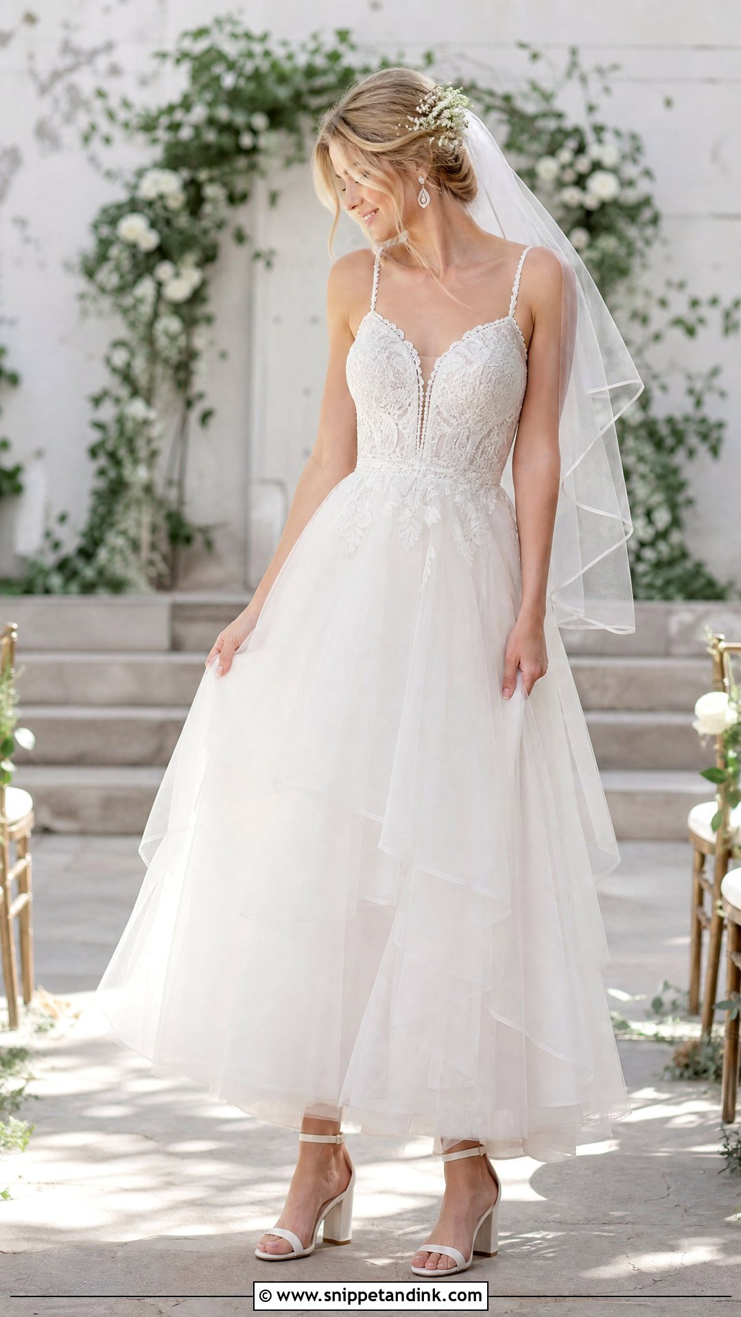 Lace Top And Tulle Skirt Wedding Dress - Snippet and Ink - 20 Skirt Wedding Dress Ideas