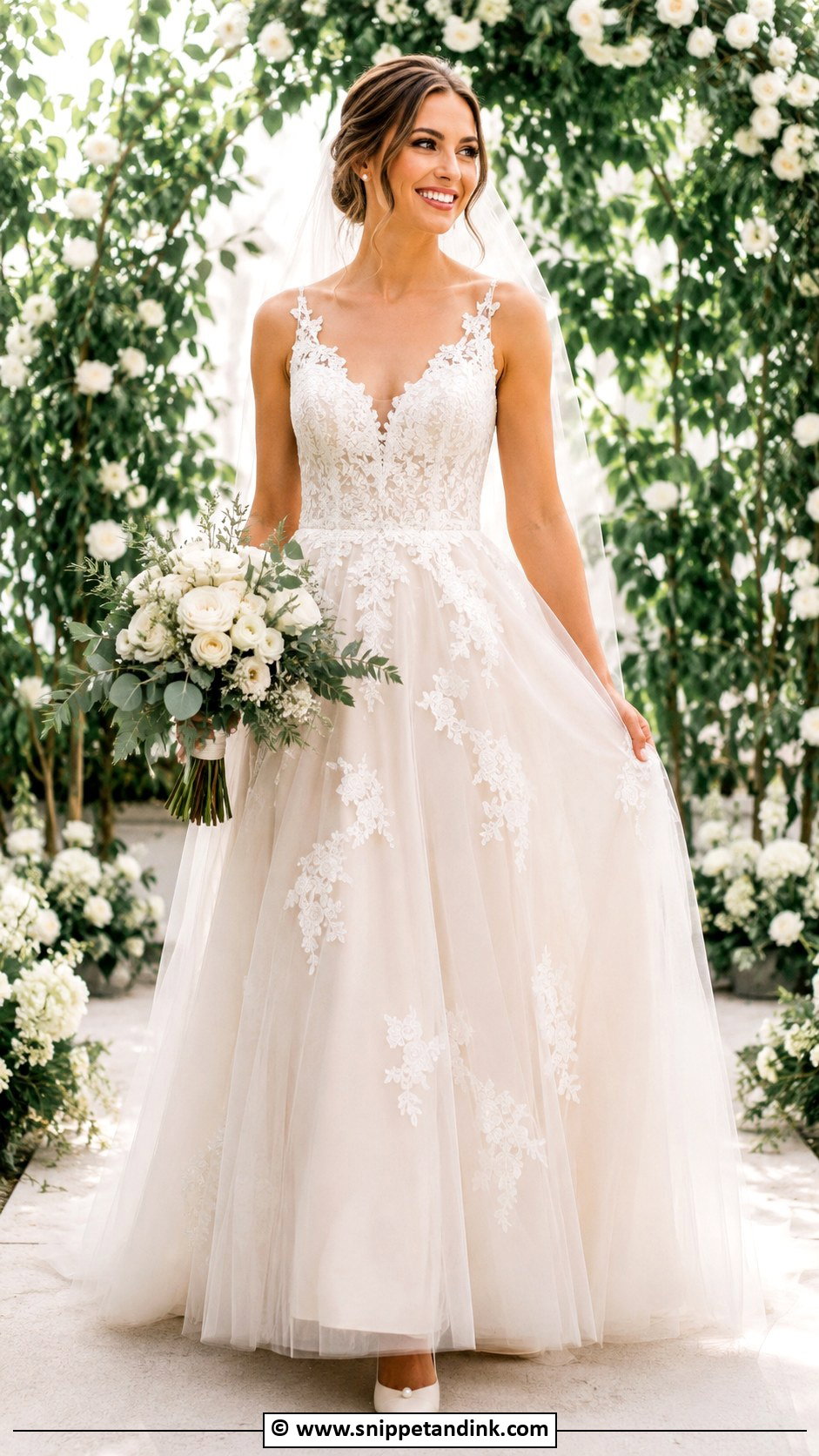 Lace Tulle Wedding Dress - Snippet and Ink - 30 Tulle Wedding Dress Ideas
