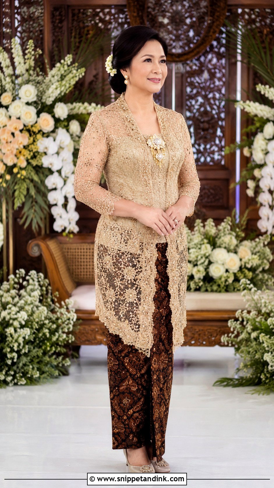 Mature Bride Javanese Wedding Kebaya - Snippet and Ink - 20 Javanese Wedding Outfit Ideas
