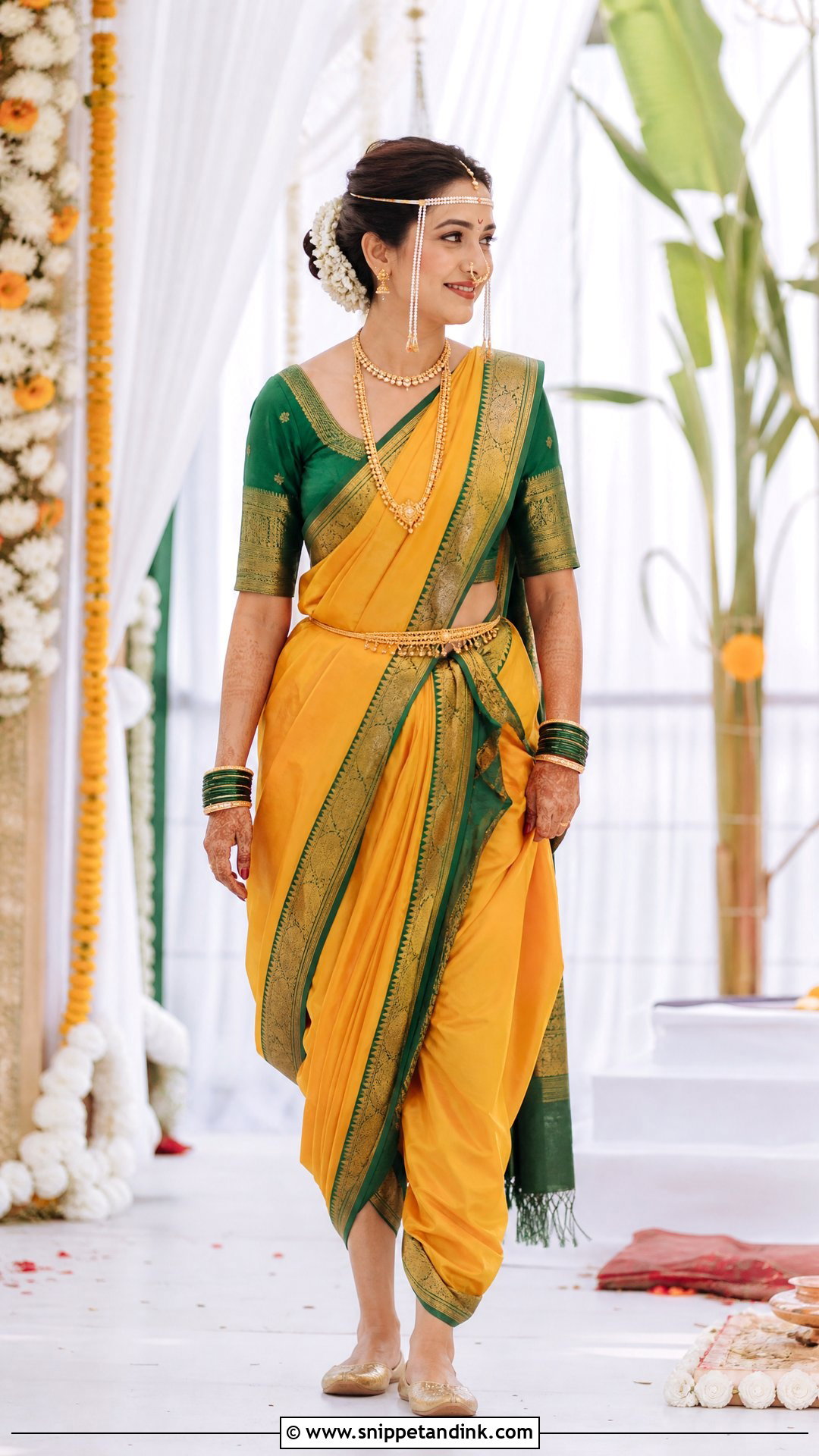 Minimal Marathi Bride Look - Snippet and Ink - 20 Royal Marathi Bride Look Ideas