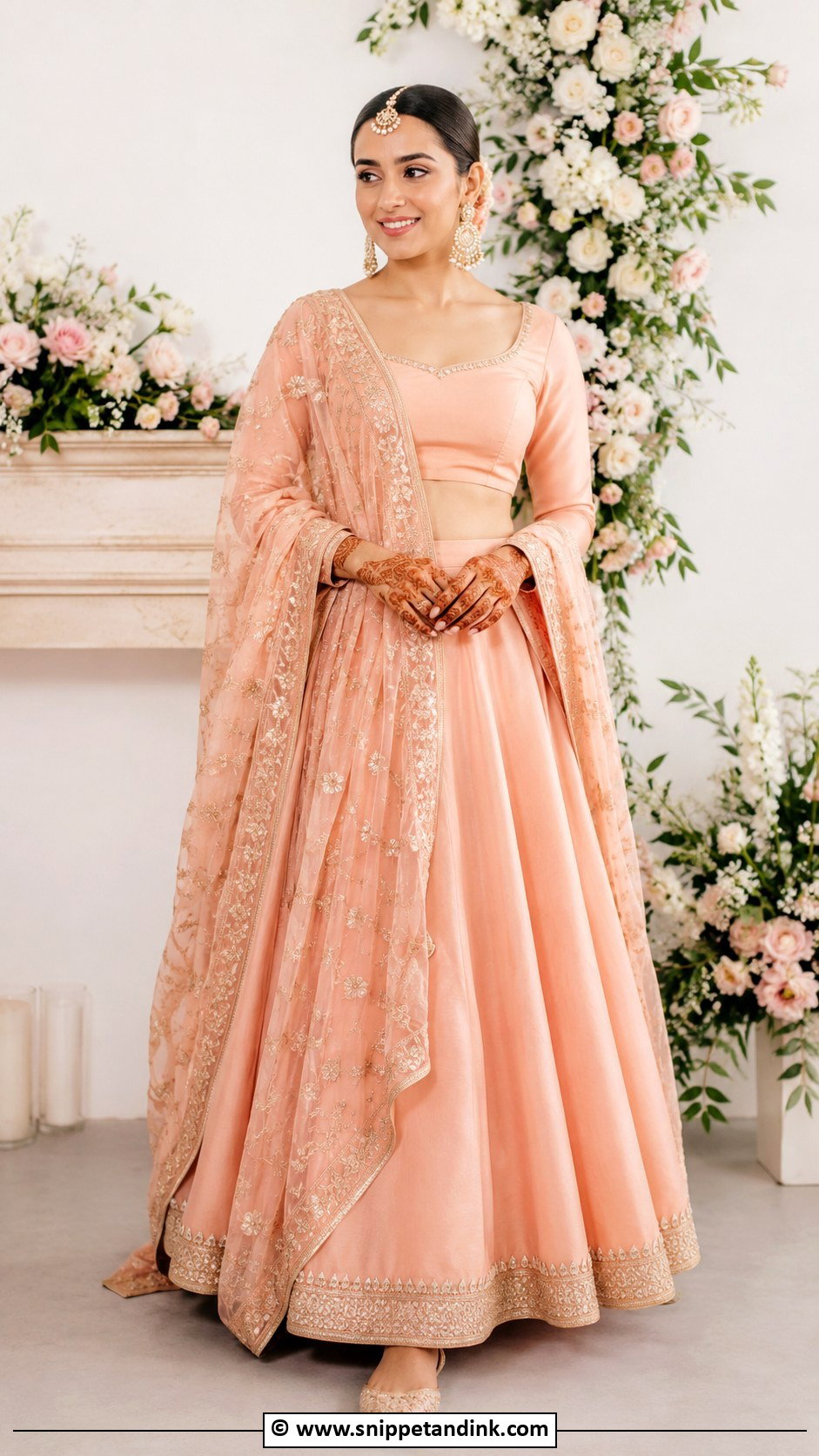 Minimal Mehandi Outfit For Bride - Snippet and Ink - 30 Mehandi Outfits Brides