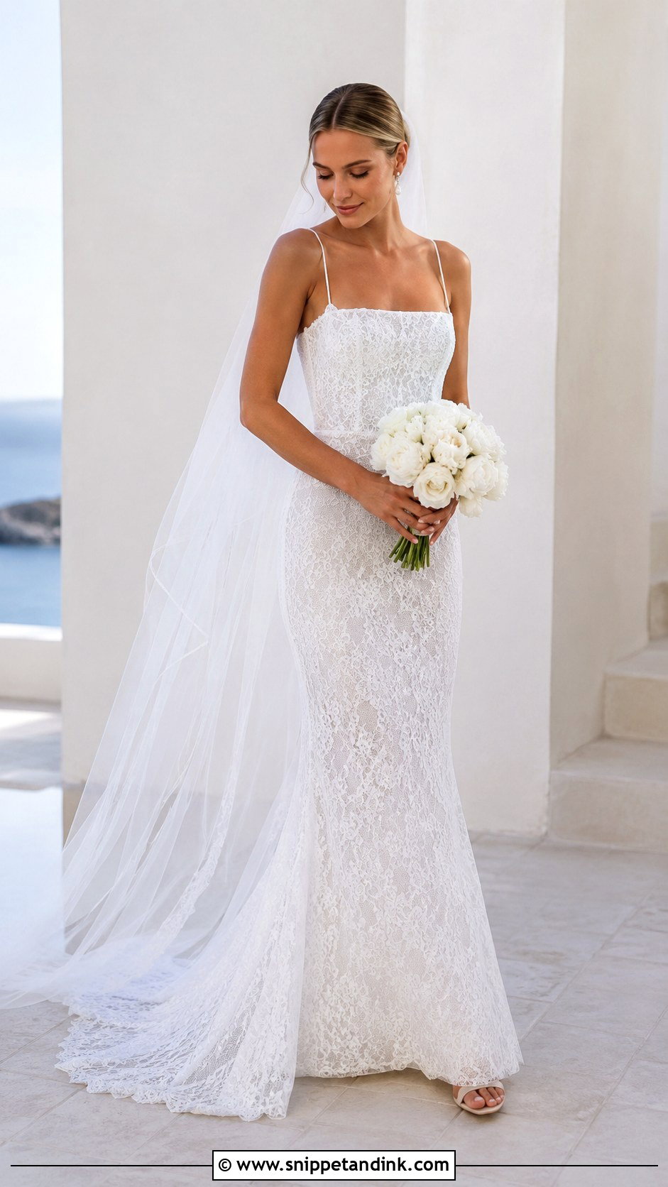 Monique Lhuillier Column Wedding Dress - Snippet and Ink - 25 Monique Lhuillier Wedding Dress Ideas