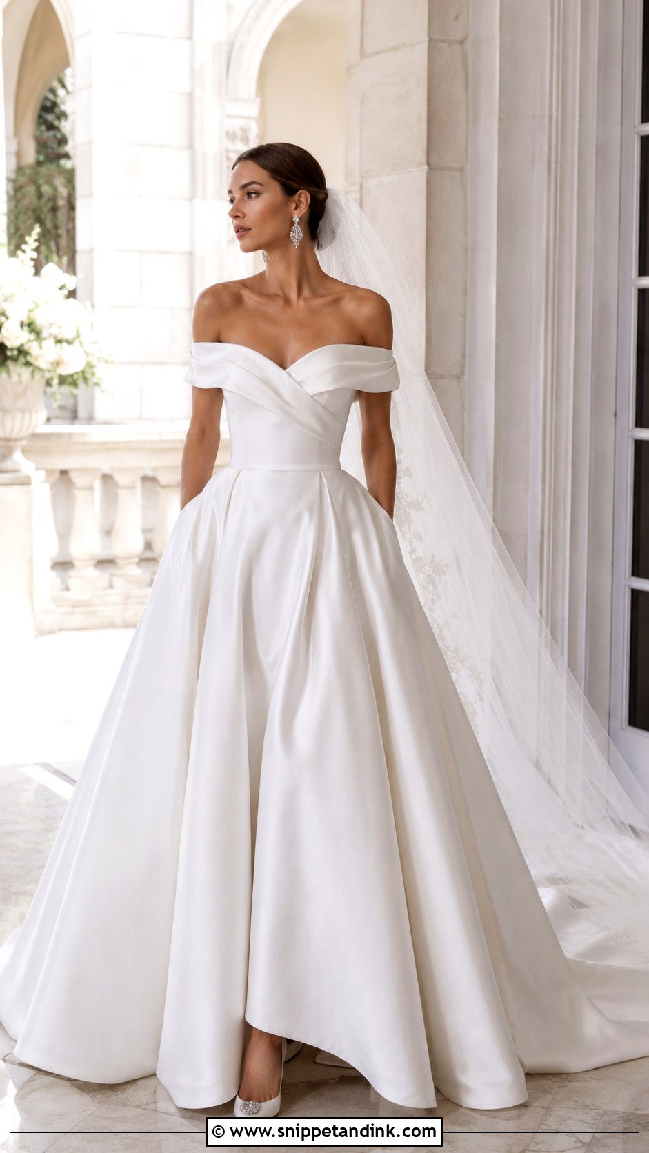 Oscar De La Renta Long Sleeve Lace Wedding Dress - Snippet and Ink - 30 Oscar De La Renta Wedding Dress Ideas