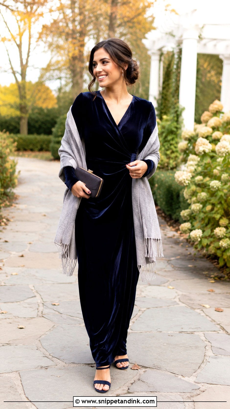 Outdoor November Wedding Dress - Snippet and Ink - 25 November Wedding Dress Ideas