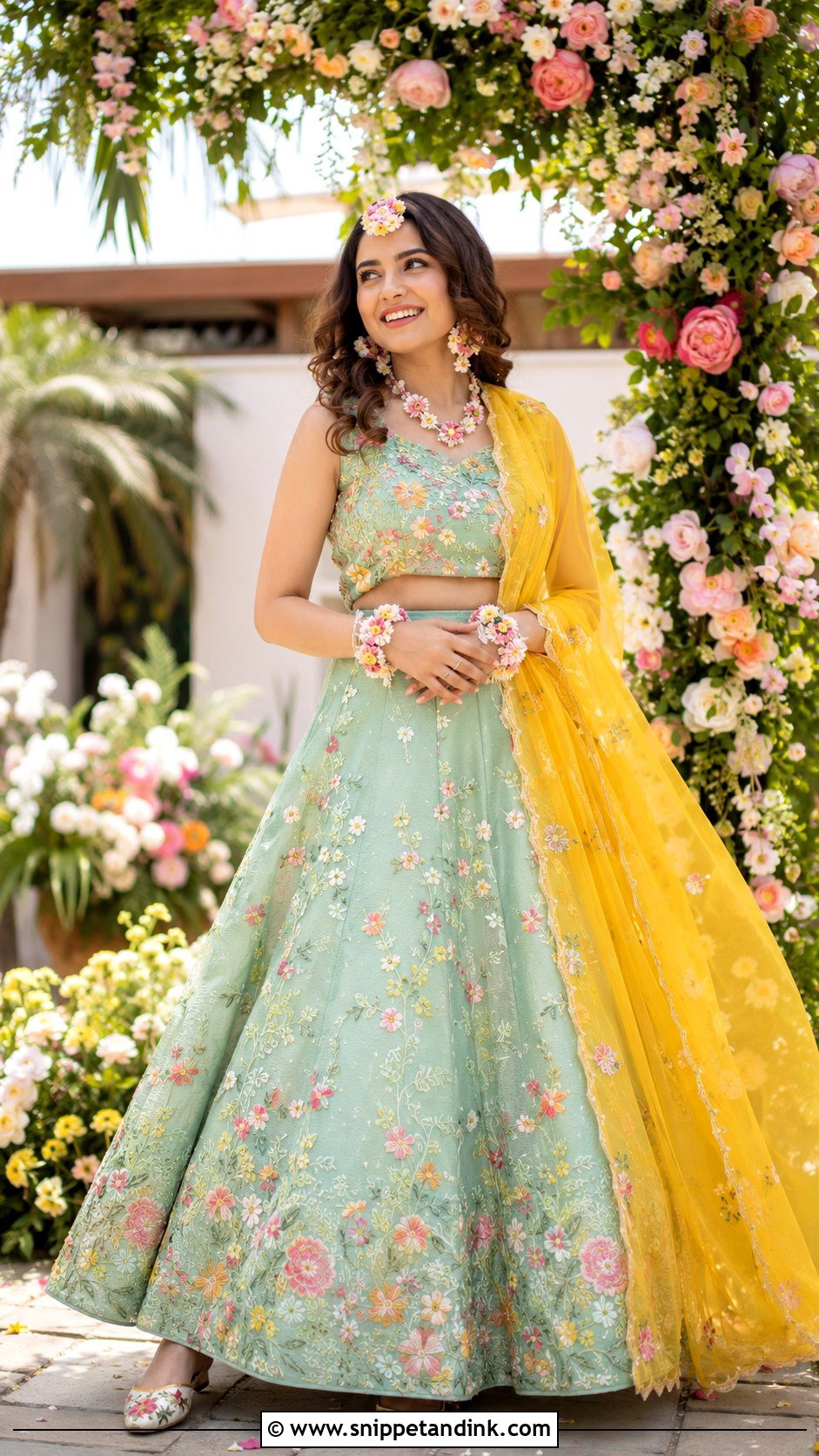 Pastel Mehendi Lehenga For Bride - Snippet and Ink - 30 Unique Mehendi Outfits for Bride