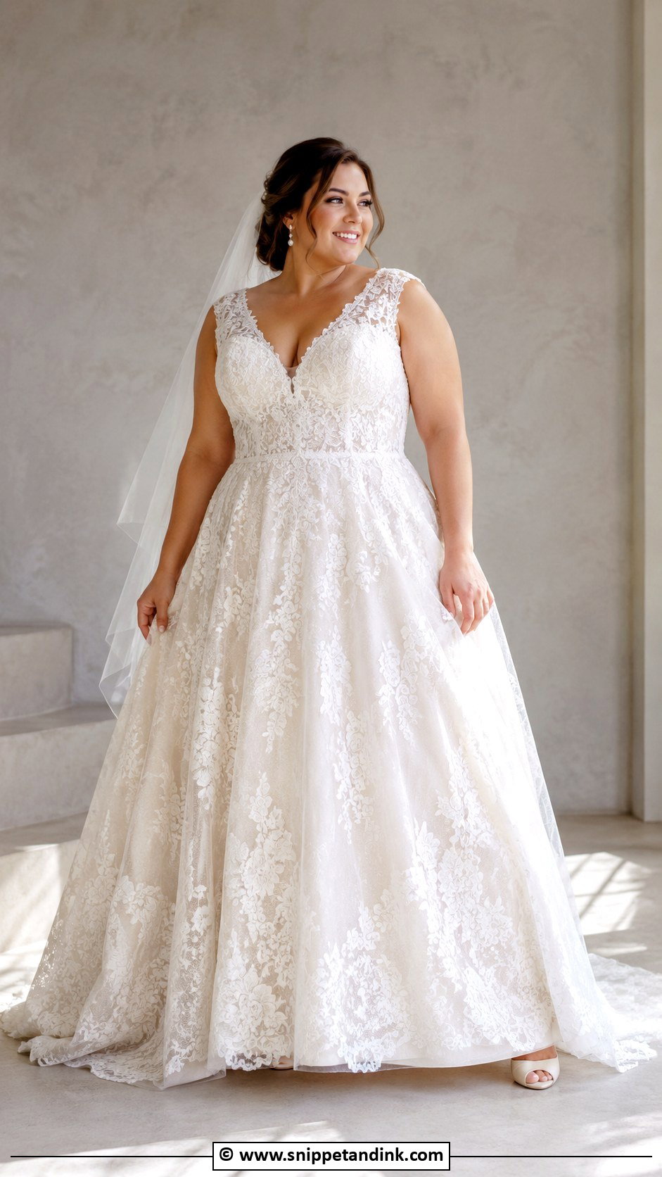 Plus Size Lace Ballgown Wedding Dress - Snippet and Ink - 25 Lace Ballgown Wedding Dress Ideas