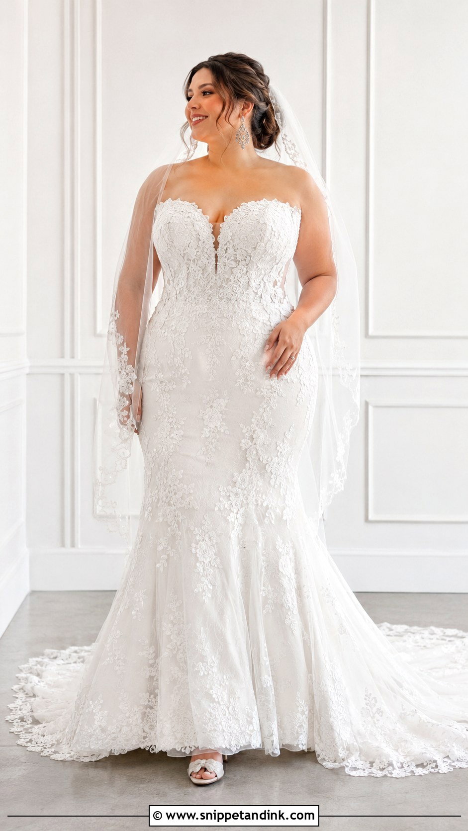 Plus Size Lace Trumpet Wedding Dress - Snippet and Ink - 20 Lace Trumpet Wedding Dress Ideas
