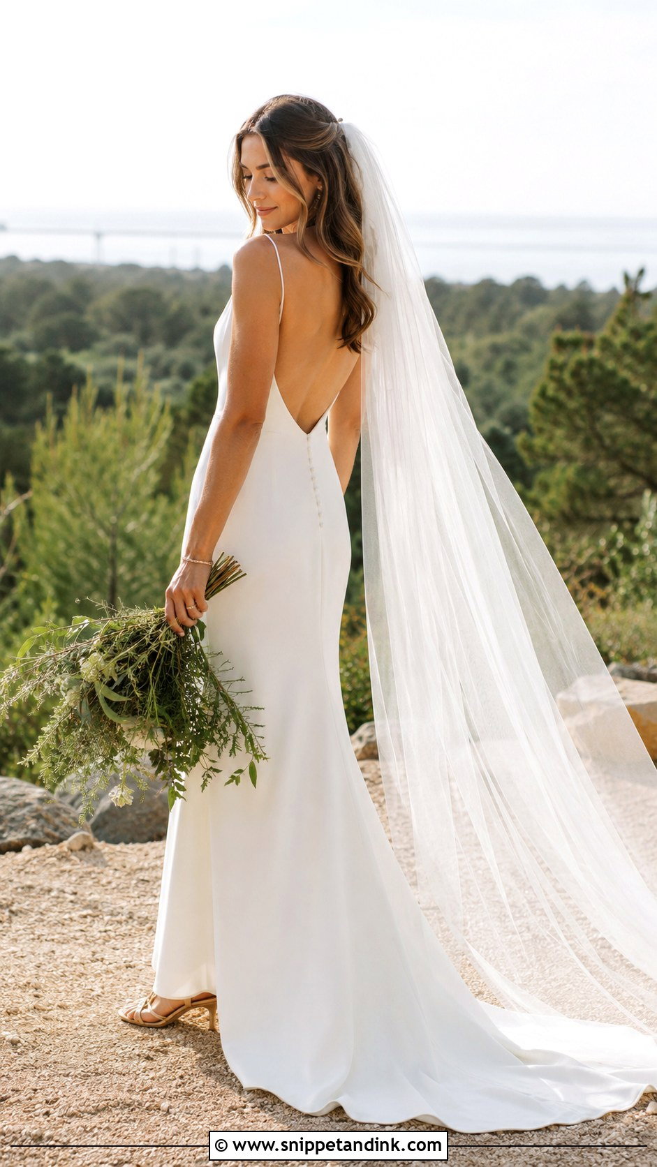Simple Boho Wedding Dress - Snippet and Ink - 25 Boho Style Wedding Dress Ideas