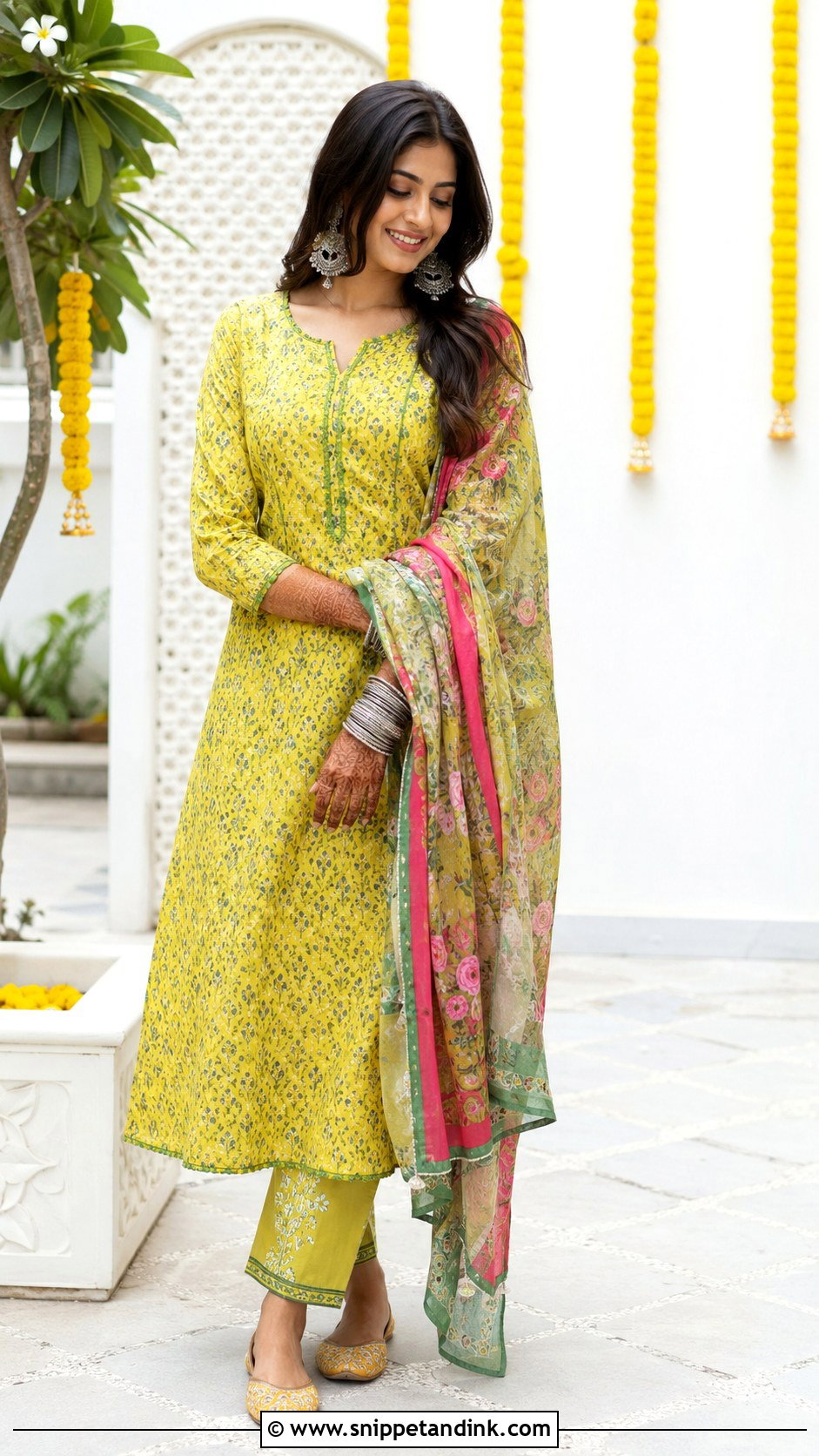Simple Cotton Mehendi Outfit - Snippet and Ink - 35 Mehendi Outfits