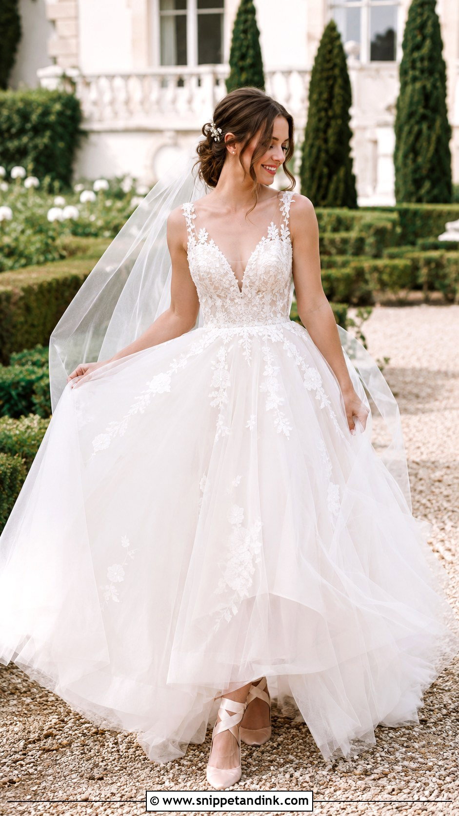 Sleeveless Tulle Princess Wedding Dress - Snippet and Ink - 30 Sleeveless Wedding Dress Ideas