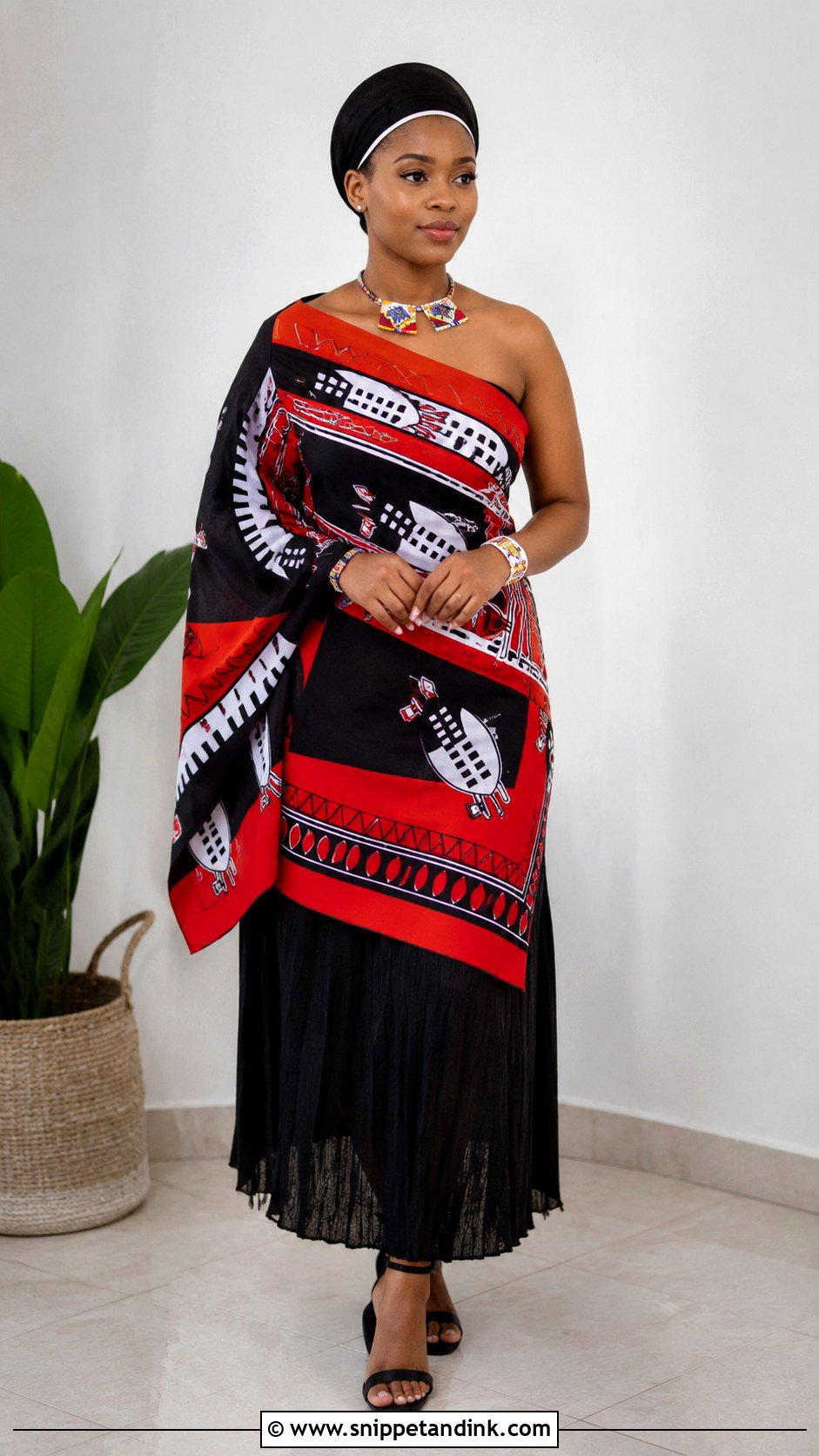 Swazi Beaded Necklace Outfit - Snippet and Ink - 25 Swazi Traditional Attire Women Ideas