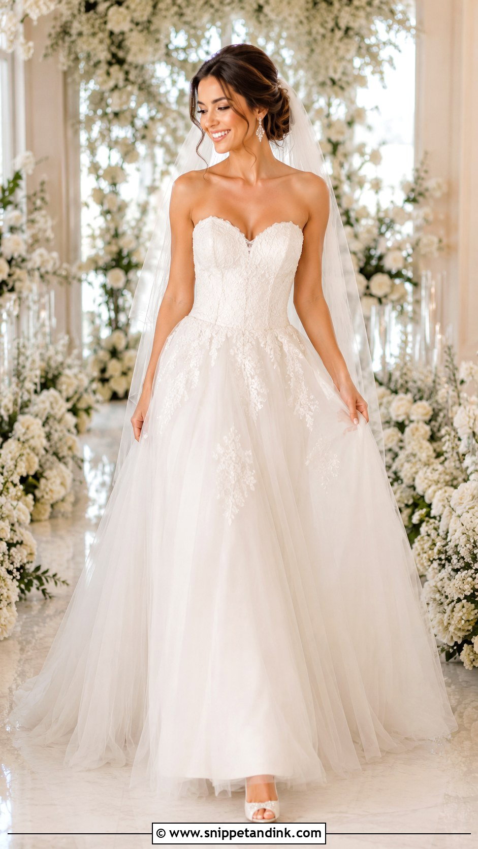 Sweetheart Wedding Dress - Snippet and Ink - 30 Stunning Wedding Dresses