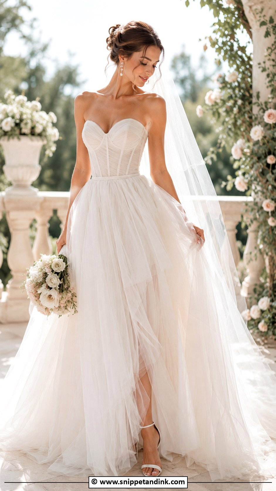 Tulle Wedding Dress - Snippet and Ink - 30 Elegant Wedding Dresses