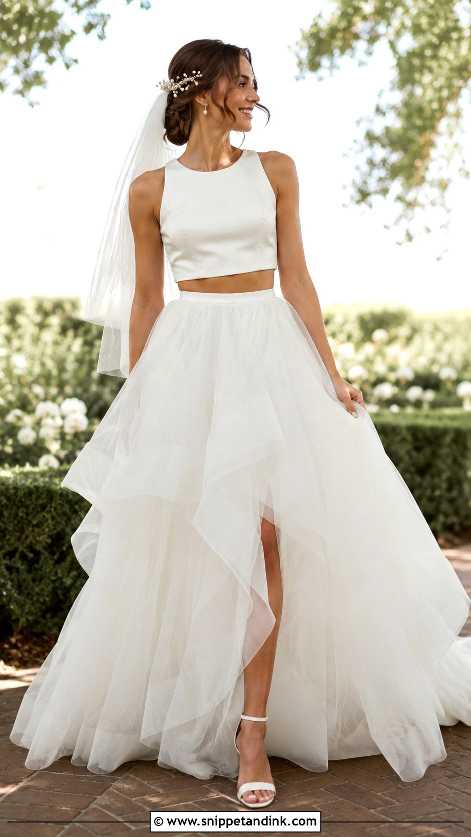 Two Piece Wedding Dress With Tulle Skirt - Snippet and Ink - 25 Zweiteiler Hochzeitskleid Ideas