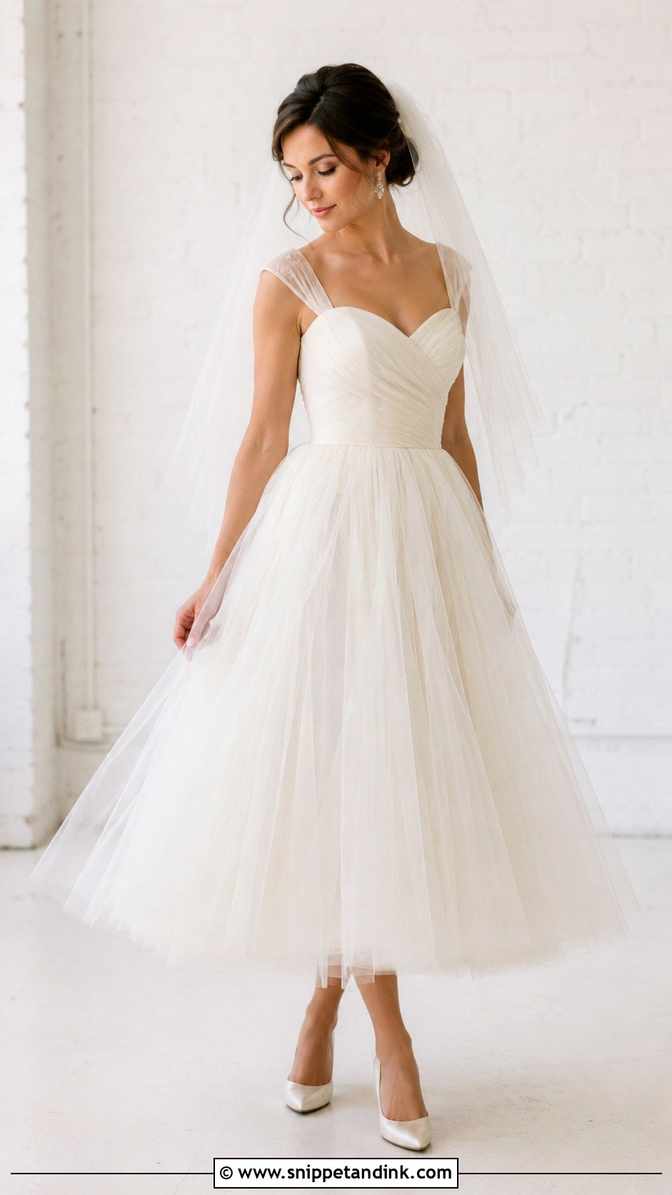Vintage Tulle Wedding Dress - Snippet and Ink - 30 Unique Vintage Wedding Dresses